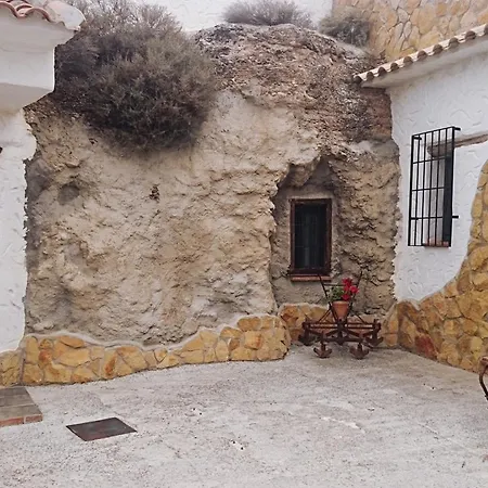 Cuevas El Atochal Aparthotel