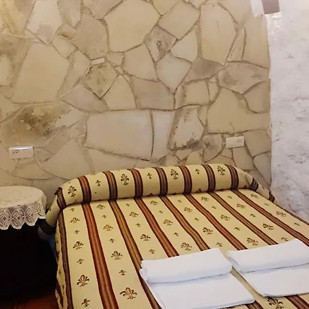 Cuevas El Atochal Gor