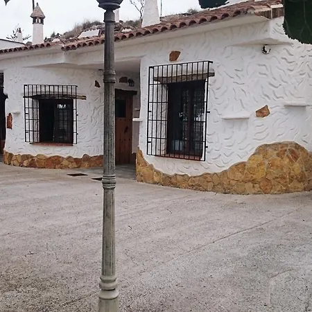 Cuevas El Atochal Apartahotel